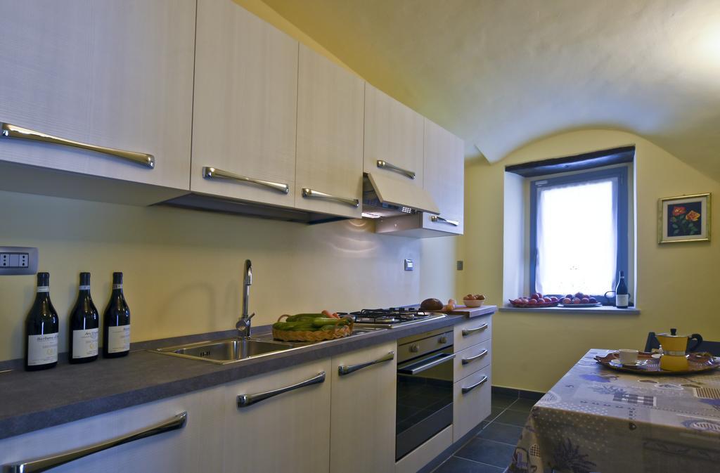 Casa Nalin Apartment La Morra Room photo